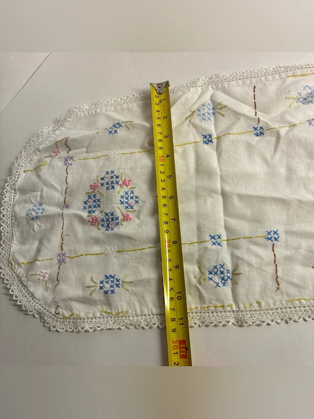 Vtg Lot of Doilies, Embroidery, Runners and Lace. Different sizes and patterns.